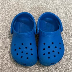 CROCS Kids' Bright Blue Clogs